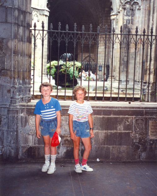 Hiszpania rok 1995 -cspacer po Barcelonie - katedra stara - wspomnienia