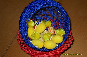 Moje dekoracje wielkanocne #rękodzieło #DekoracjeWielkanocne #KoszykWielkanocny #JajkaSzydełkowe #koszyk #szydełkowy #szydełkowce