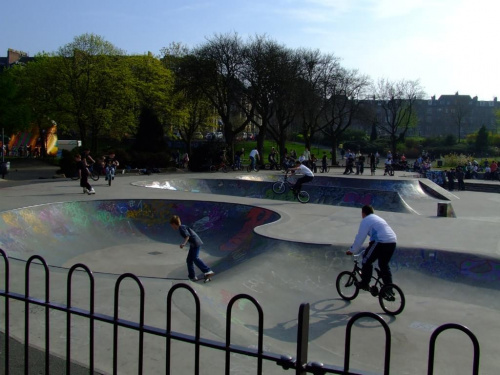 SkatePark w Kelvingroove Park