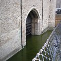 Ruchomy Most Tower Bridge przecinający rzekę Tamizę - symbol Londynu. #LONDYN