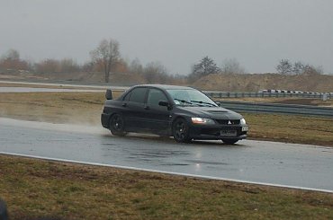 Amatorska Liga Torowa 22.03.2009 Tor "Poznań" #TorPoznań #ALT #AmatorskaLigaTorowa #EVO #Impreza #Porsche #Corvetta #BMW #Mpower #Mitsubishi #Subaru