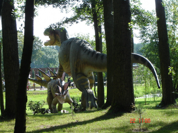 Park dinozaurów, w Rogowie, pomiędzy Gnieznem a Żninem