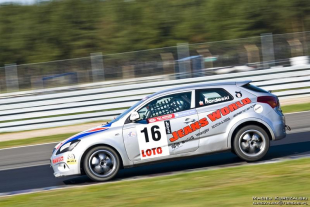 Akademia Sportowej Jazdy Porsche - Tor Poznań 19.04.09