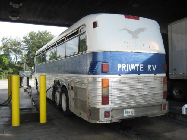 Eagle Bus