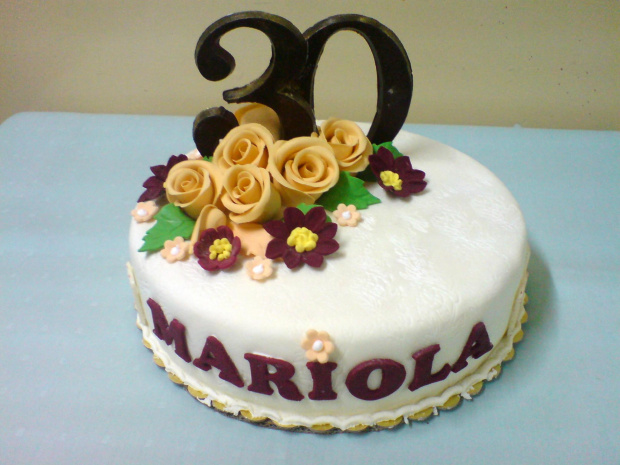 Tort dla Marioli okrągłe 30 - lat #Tort #urodziny #trzydziestka