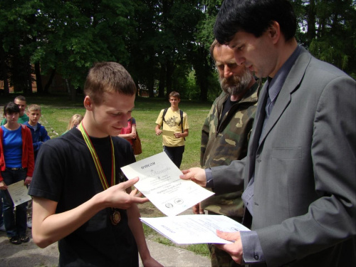 28 maja odbyły się I Międzyszkolne Zawody Strzeleckie o Nagrodę Dyrektora Zespołu Szkół w Sobieszynie. Konkurencje broń pneumatyczna, kbks, łuk #Sobieszyn #Brzozowa #Strzelanie