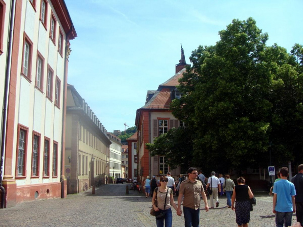 Uniwersytet Ruprechta-Karola w Heidelbergu - najstarsza niemiecka wyższa uczelnia-DZIEDZINIEC #MIASTA #NIEMCY #HEIDELBERG