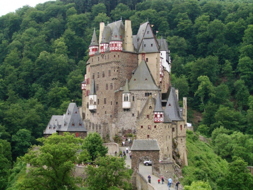 Burg Eltz #Burg #Eltz #Zamek #Niemcy #rzeka #las