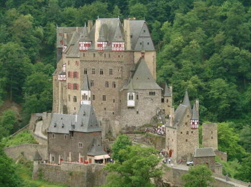 Burg Eltz #Burg #Eltz #Zamek #Niemcy #rzeka #las