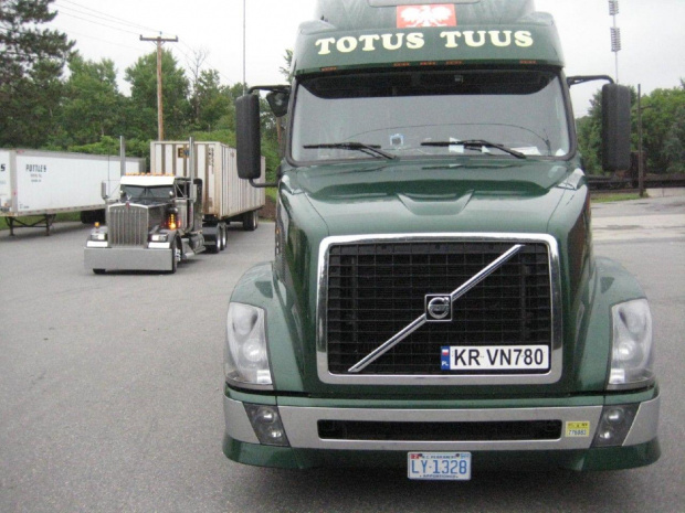 KW W 900 i Volvo VN