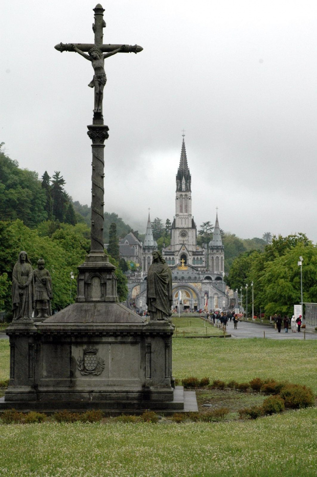 LOURDES #LOURDES #MIASTA #BAZYLIKI