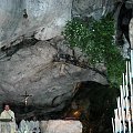 LOURDES-GROTA OBJAWIEŃ #LOURDES #MIASTA #BAZYLIKI