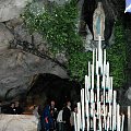 LOURDES-GROTA OBJAWIEŃ #LOURDES #MIASTA #BAZYLIKI