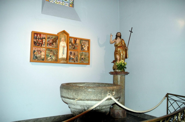 Francja-Lourdes chrzcienica przy której ochrzczona była Bernadetta 9 stycznia 1844r #LOURDES #MIASTA #BAZYLIKI