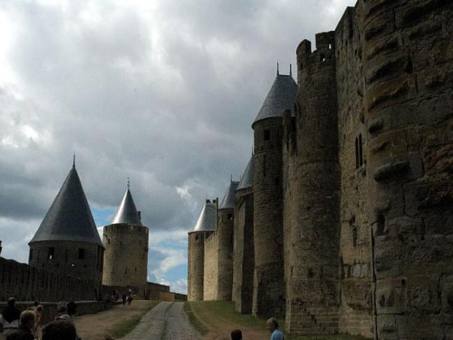 Carcassonne - potężne mury Carcassonne #CARCASSONNE #MIASTA