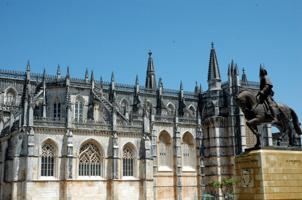 BATALHA-PORTUGALIA jeden z najpiękniejszych klasztorów w Portugalii #BATALHA #MIASTA #KLASZTORY