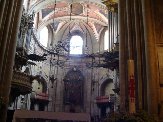 LIZBONA-PORTUGALIA wnętrze katedry #PORTUGALIA #LIZBONA #MIASTA #KATEDRY