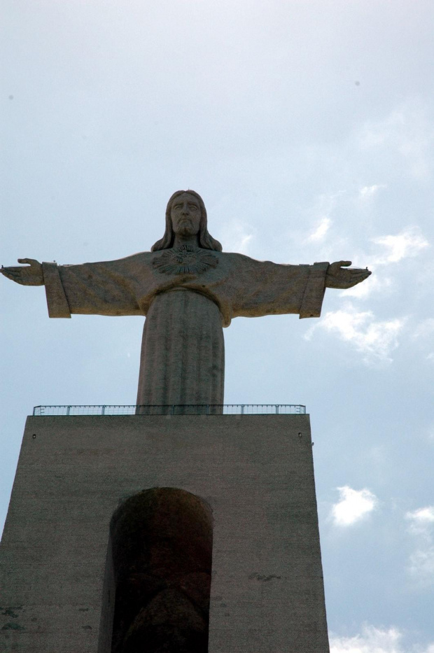 LIZBONA-PORTUGALIA Statua Chrystusa Króla #PORTUGALIA #LIZBONA #MIASTA #POMNIKI