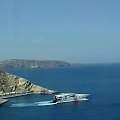 w maleńkim porcie opuściliśmy nasz statek i autokarem ruszamy w szczyt wyspy Santorini #Kreta #Santorini #morze #Thira #Oia #ocean