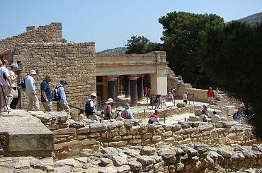 #Kreta #Konossos #zabytki #arczeologia #naczynia #pitosy #oliwa