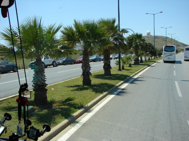 droga z lotniska w Heraklionie (Iraklion) do Kato Gouves #KatoGouves #Kreta #morze #plaże #Sevini #Grecja #zatoka #kozy