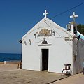 Kato Gouves przepiękna kapliczka nad zatoką #KatoGouves #Kreta #morze #plaże #Sevini #Grecja #zatoka #kozy