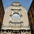 MONTSERRAT-HISZPANIA-fasada bazyliki Czarnej Madonny z Montserrat #MONTSERRAT #GÓRY #BAZYLIKI