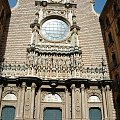 MONTSERRAT-HISZPANIA-fasada bazyliki Czarnej Madonny z Montserrat #MONTSERRAT #GÓRY #BAZYLIKI