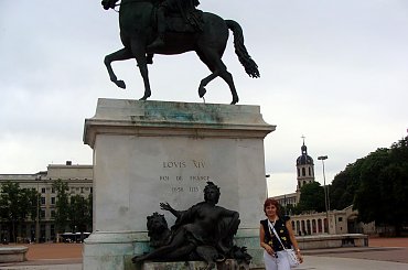 LYON-FRANCJA-Pomnik Ludwika XIV na placu Bellecour #LYON #MIASTA #POMNIKI