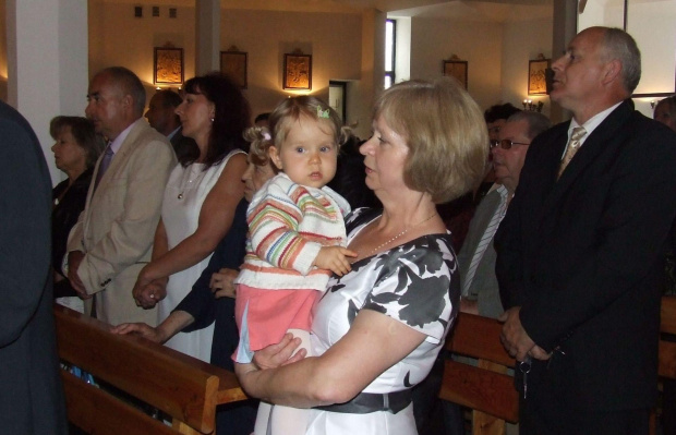 Starsze pokolenia poczas chrztu dzieci w Staszowie. #chrzciny
