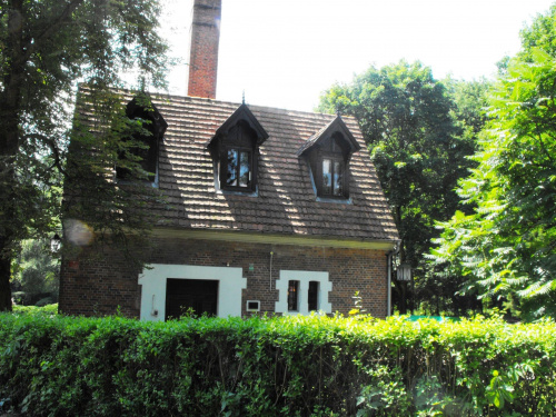 Gołuchów, lato 2009, Ośrodek Kultury Leśniej i zamek w Gołuchowie, Wielkopolski Park Narodowy