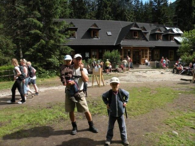 Wycieczka z Łysej Polany przez Schronisko w DolRoztoki do Doliny Roztoki , Wodospad Siklawa, Dolina Pieciu Stawow Polskich do Morskiego Oka, do Łysej Polany #tatry #góry #lato