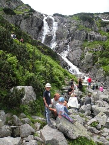 Wycieczka z Łysej Polany przez Schronisko w DolRoztoki do Doliny Roztoki , Wodospad Siklawa, Dolina Pieciu Stawow Polskich do Morskiego Oka, do Łysej Polany #tatry #góry #lato