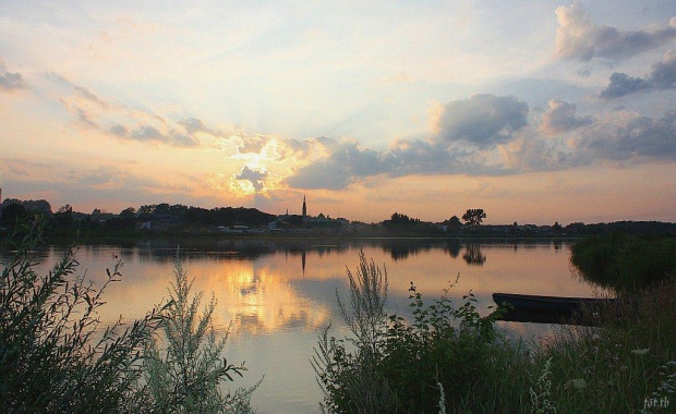 Smętny zachodzik nad miastem...