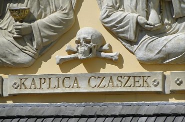 Kaplica Czaszek w Kudowa Zdrój #czaszka #czaszki