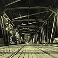 #most #mosty #deski #deska #tor #tory #tramwaj #tramwaje #metal #noc #światło