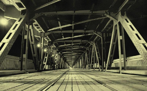 #most #mosty #deski #deska #tor #tory #tramwaj #tramwaje #metal #noc #światło
