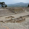 widok na równinę Messary i teren wykopalisk w Festos #Festos #Messary #Kreta