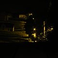 ... #nocne #żółto #wieś #gwiazdy #daleko #światło #lampy