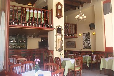 zabytki Rethimnonu - uroczy klimat restauracji #ZabytkiRethimnonu #restauracje #fontanny #plaże