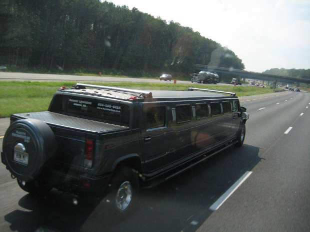 Hummer H2 SUT limo