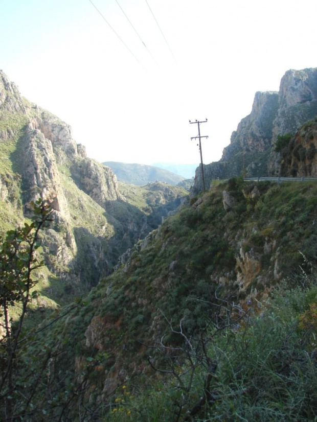kręte drogi wysoko gdzieś w górach #KretaZachdnia #Kissamos #Paleohora #GóryLefki