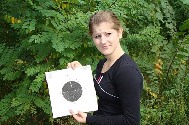 Po krótkim przeszkoleniu klasa wojskowa przystąpiła do strzelania.... Najlepszy wynik....- poszukajcie- sami się zdziwicie ;-) #Sobieszyn #Brzozowa #KlasaWojskowa #Strzelanie