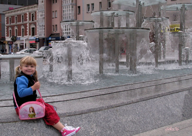 dobrego dnia wszystkim ... :))) #dzieci #rodzina #woda #fontanny #Rybnik