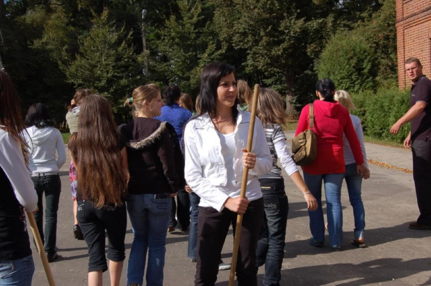 25 września 2009 uczniowie Zespołu Szkół w Sobieszynie uczestniczyli w akcji Sprzątania Świata #Sobieszyn #Brzozowa #SprzątanieŚwiata