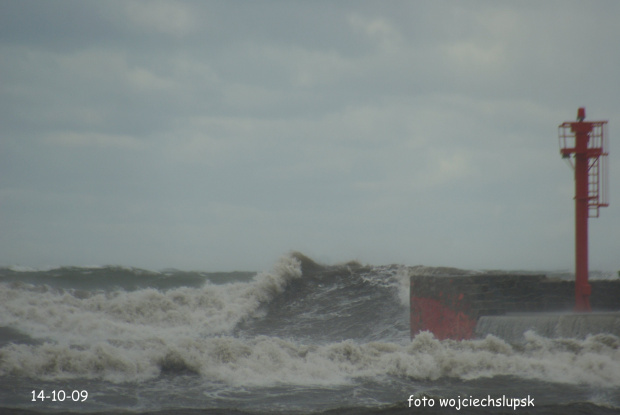 Ustka dzisiaj 14-10-09 południe cdn