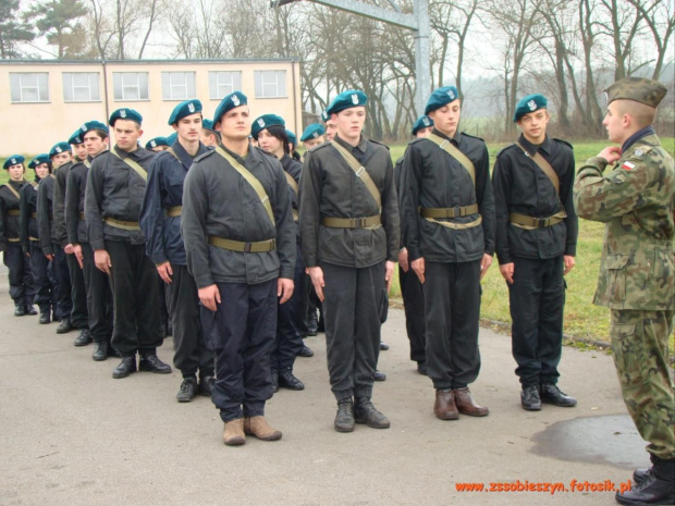 Pierwsze zgrupowanie klasy wojskowej (14-15 listopada 2009 r) #Sobieszyn #Brzozowa #KlasaWojskowa