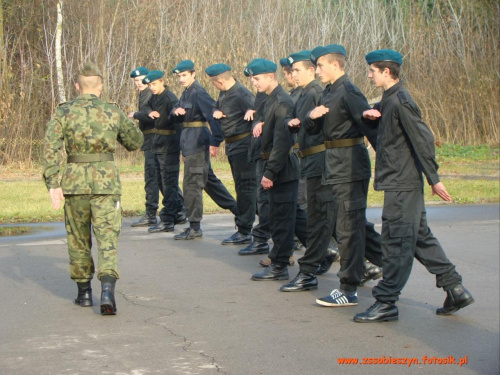 Pierwsze zgrupowanie klasy wojskowej (14-15 listopada 2009 r) #Sobieszyn #Brzozowa #KlasaWojskowa