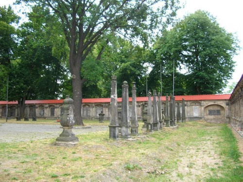 Leszno (wielkopolskie) - lapidarium