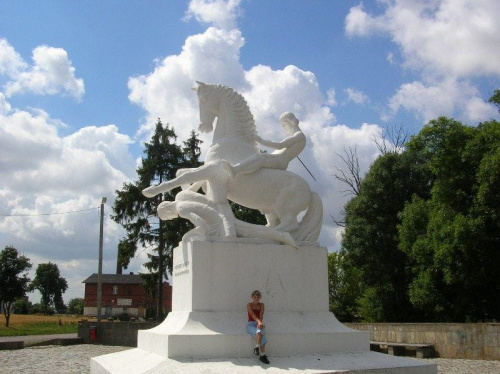 Pomnik Leszka Białego w Marcinkowie